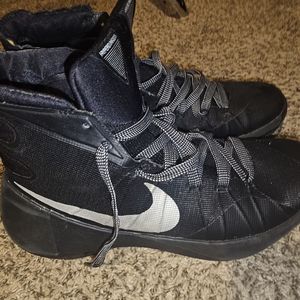 Nike Hyperdunk 8.5
